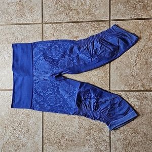 Lululemon Ebb To Street Crop Legging